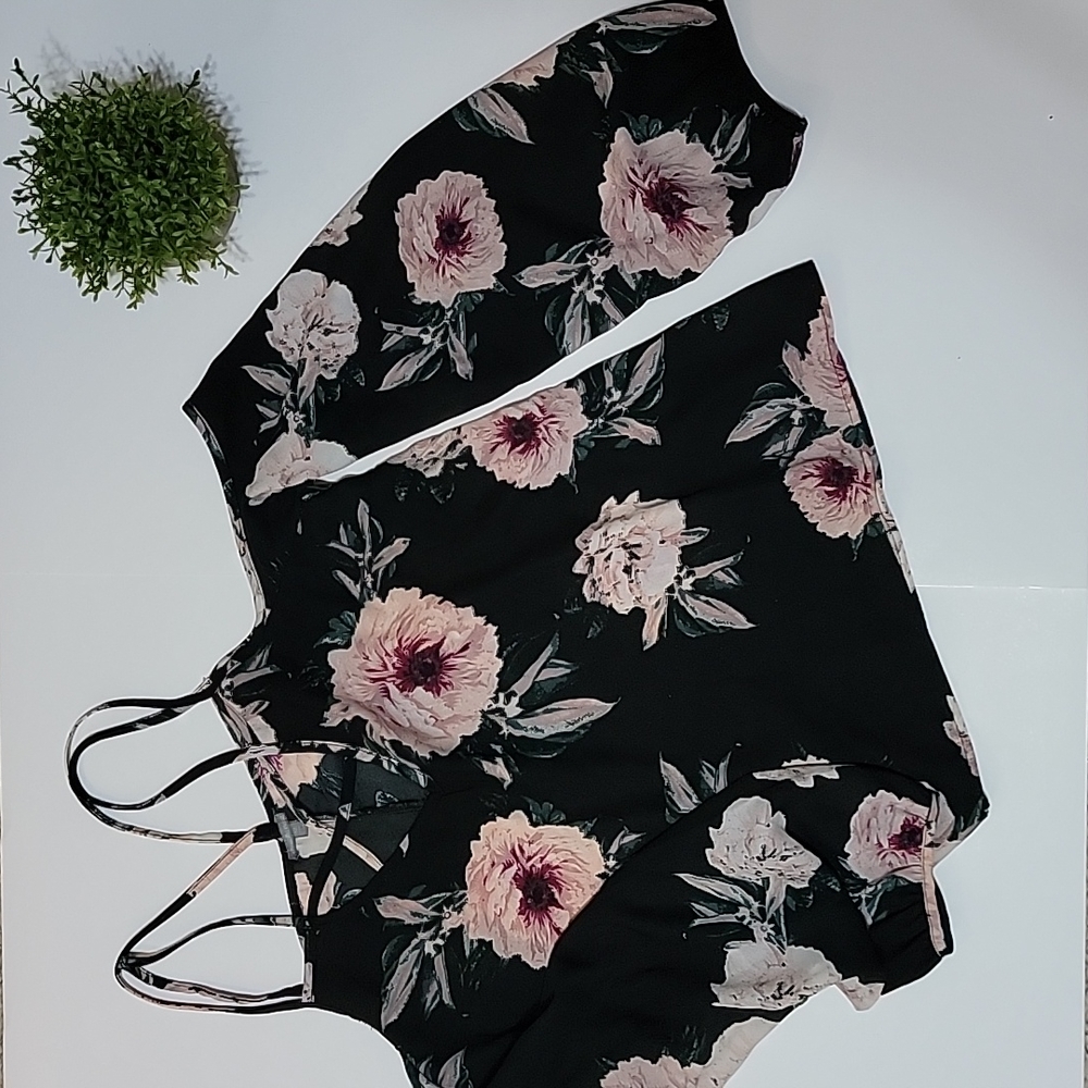 Strappy Floral Blouse Sz M